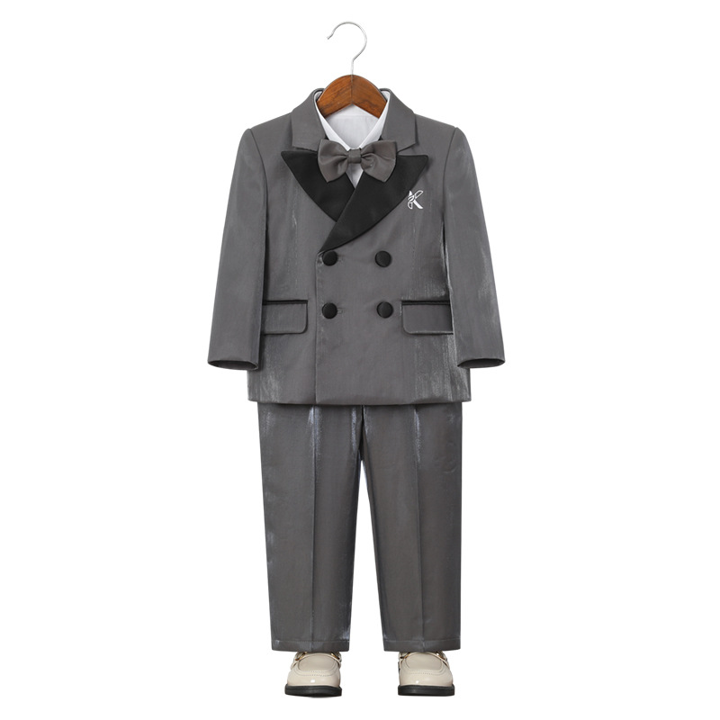Costume de mariage luxueux pou - Photography Of The Year 2025 avis et prix